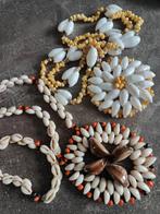 2 stk Schelpen ketting vintage unieke kauri schelp  ketting, Gebruikt, Overige kleuren, Ophalen of Verzenden, Overige materialen
