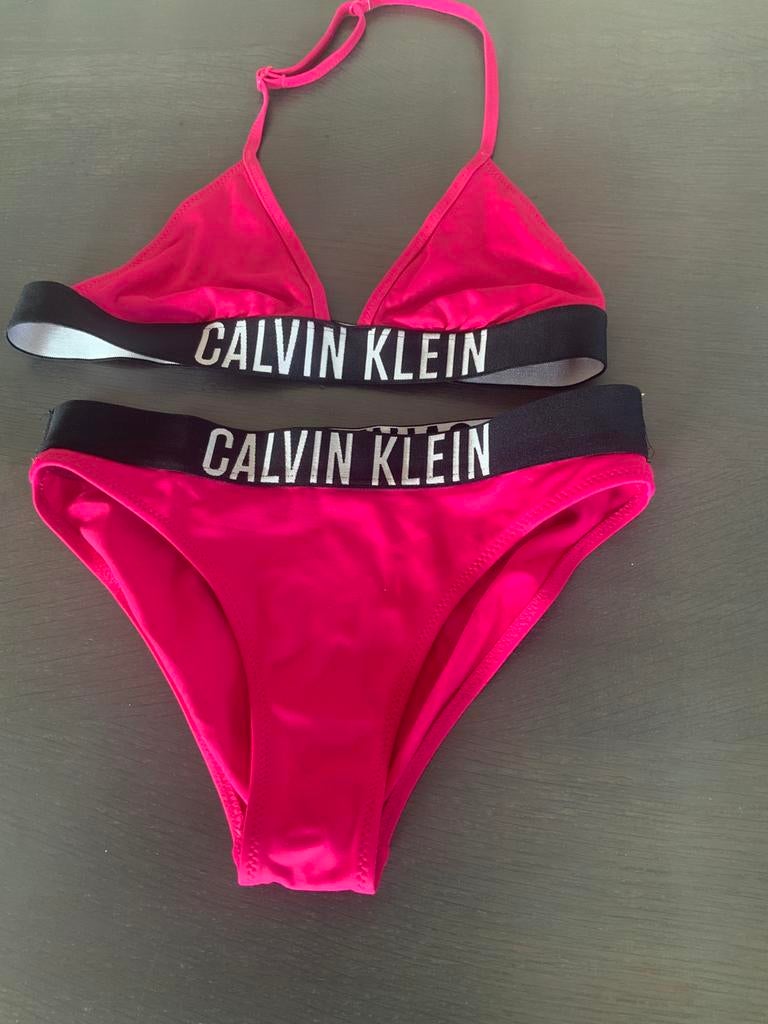 Calvin klein bikini mt 10/12 klein prijsje, Kinderen en Baby's, Kinderkleding | Kinder-zwemkleding, Ophalen of Verzenden, Gebruikt
