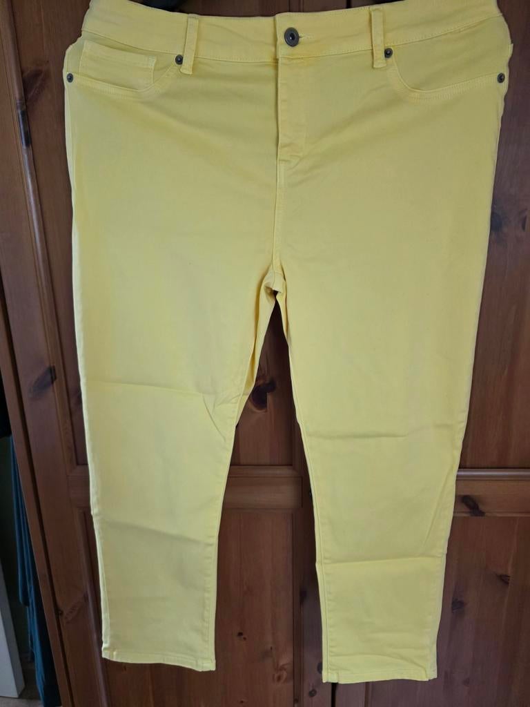 Gele Norah driekwart broek maat 46 nieuw, Geel, Maat 46/48 (XL) of groter, Nieuw, Ophalen of Verzenden