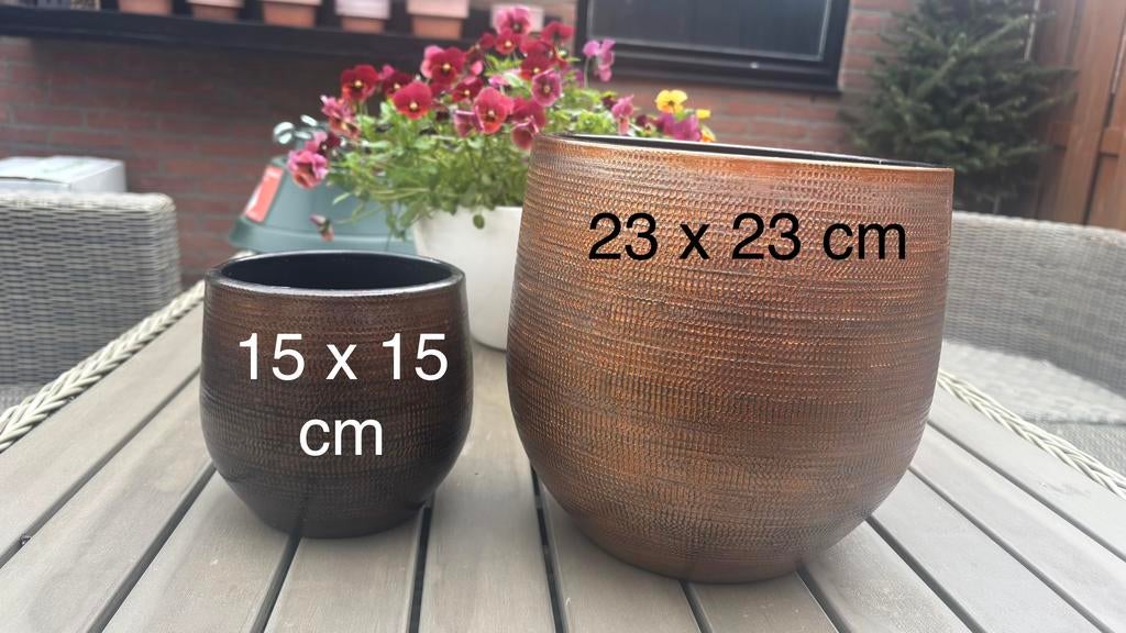 Set van 2 bronzen bloempotten (15x15cm & 23x23cm), Tuin en Terras, Bloempotten, 25 tot 40 cm, Overige materialen, Rond, Binnen