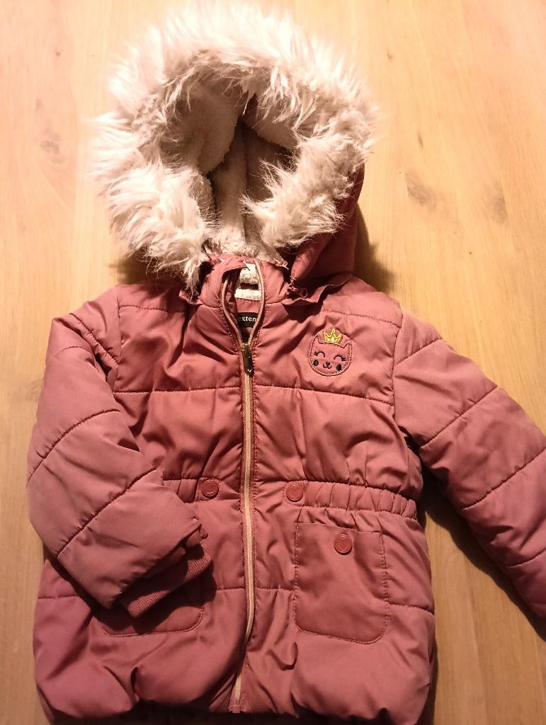Roze jas met afritsbare capuchon, Kinderen en Baby's, Babykleding | Maat 86, Ophalen of Verzenden, Zo goed als nieuw, Meisje, Jasje