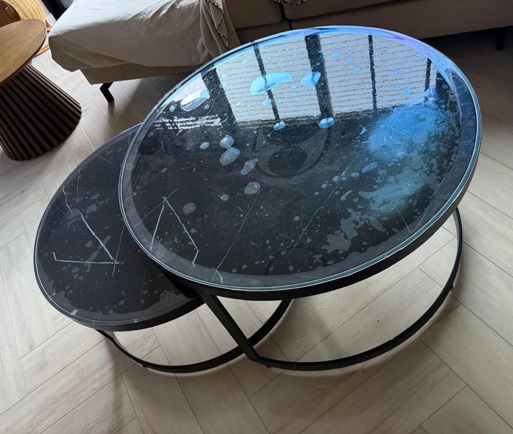 Set van 2 ronde salontafels met marmerlook, Huis en Inrichting, Tafels | Salontafels, Ophalen, Gebruikt, 50 tot 100 cm, Rond