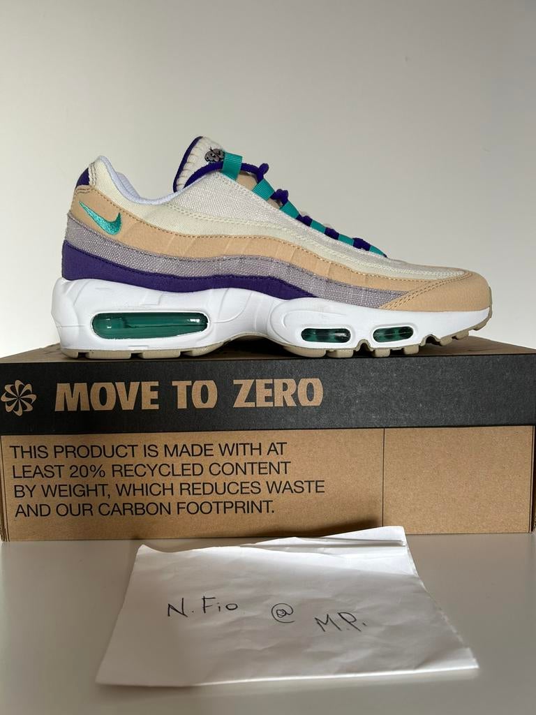 Nike Air Max 95 Sesame Purple, Ophalen, Zo goed als nieuw, Overige kleuren