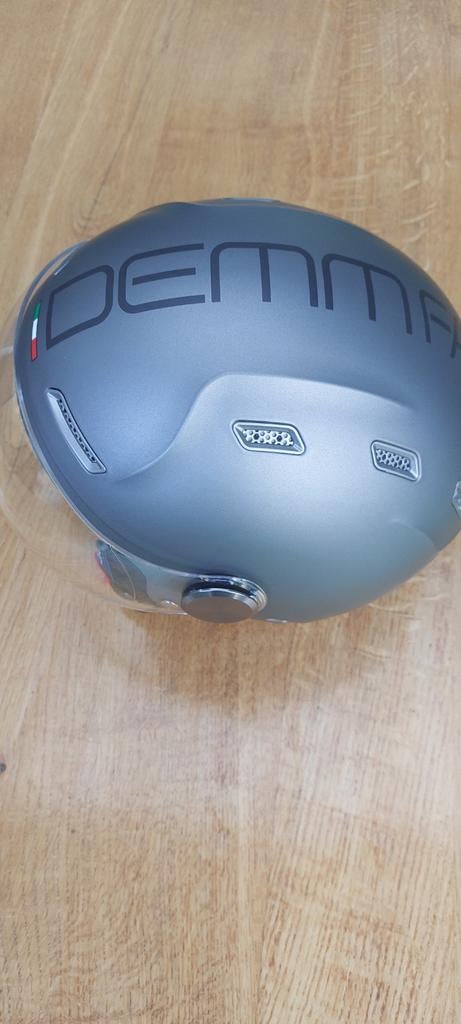 DEMM Fashion scooterhelm - Maat L - Zo goed als nieuw, Fietsen en Brommers, Brommerhelmen, Ophalen of Verzenden, Zo goed als nieuw
