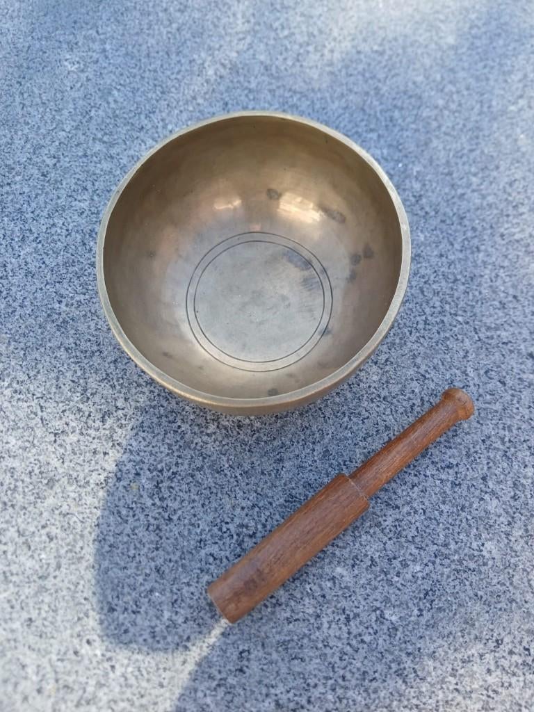 Oude handgehamerde klankschaal (nummer2), Ophalen, Gebruikt, Overige soorten