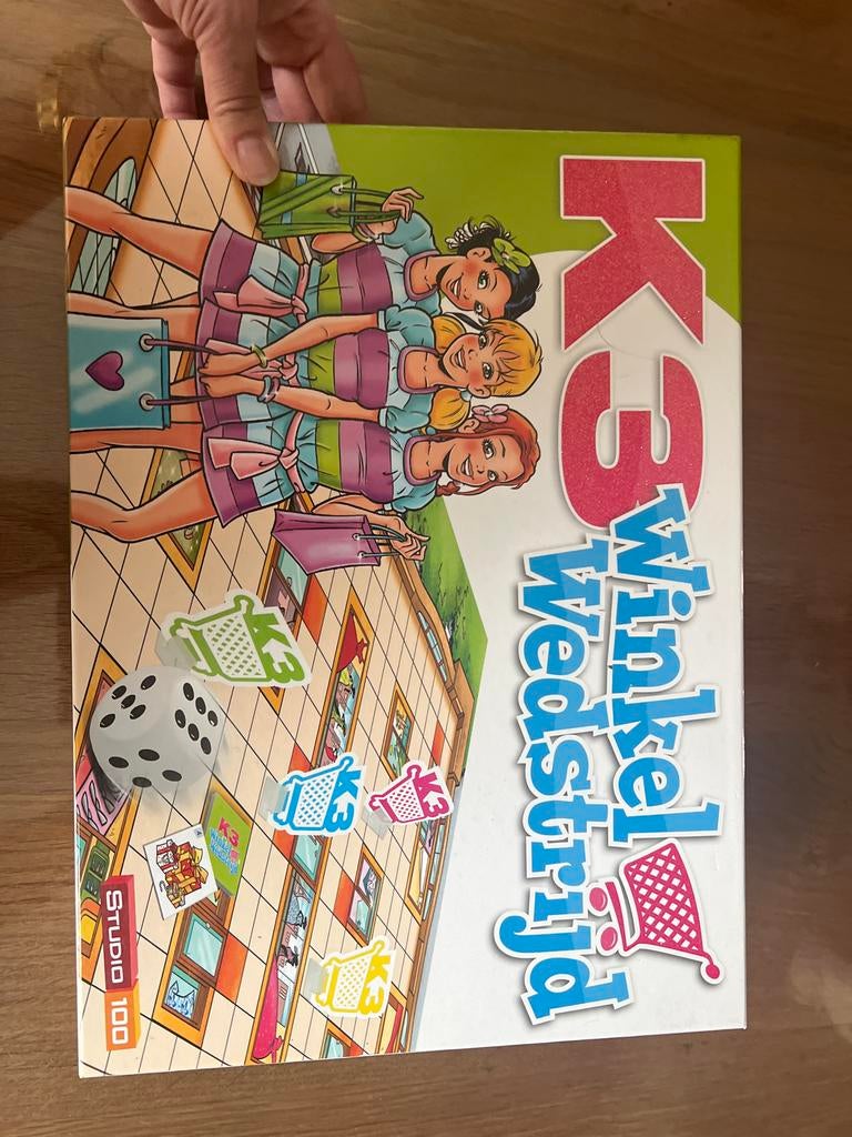 K3 Winkelwedstrijd bordspel - Zo goed als nieuw, Hobby en Vrije tijd, Gezelschapsspellen | Bordspellen, Drie of vier spelers, Ophalen of Verzenden