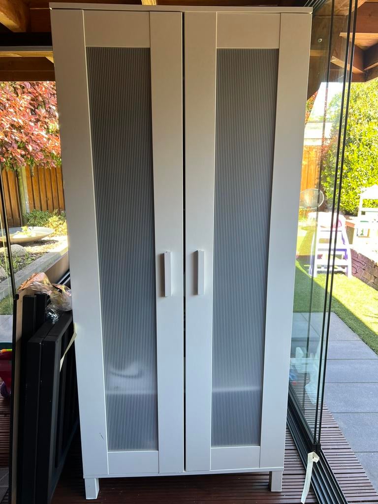 Mooie witte kast, Zo goed als nieuw, 150 tot 200 cm, 25 tot 50 cm, 50 tot 100 cm