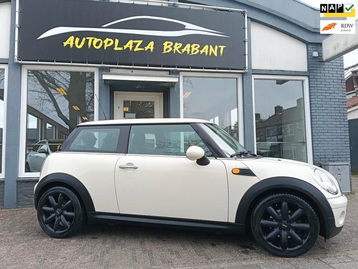 Mini Mini 1.4 One/ AIRCO/ PARROT/ 17 INCH/ ISO/ NAP, Auto's, Mini, Bedrijf, Te koop, One, ABS, Airbags, Airconditioning, Centrale vergrendeling