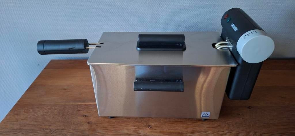 Princess 180726 Super Friteuse Frituurpan 3liter koelzone, 2 tot 3 liter, Ophalen of Verzenden, Zo goed als nieuw, Uitneembare binnenpan