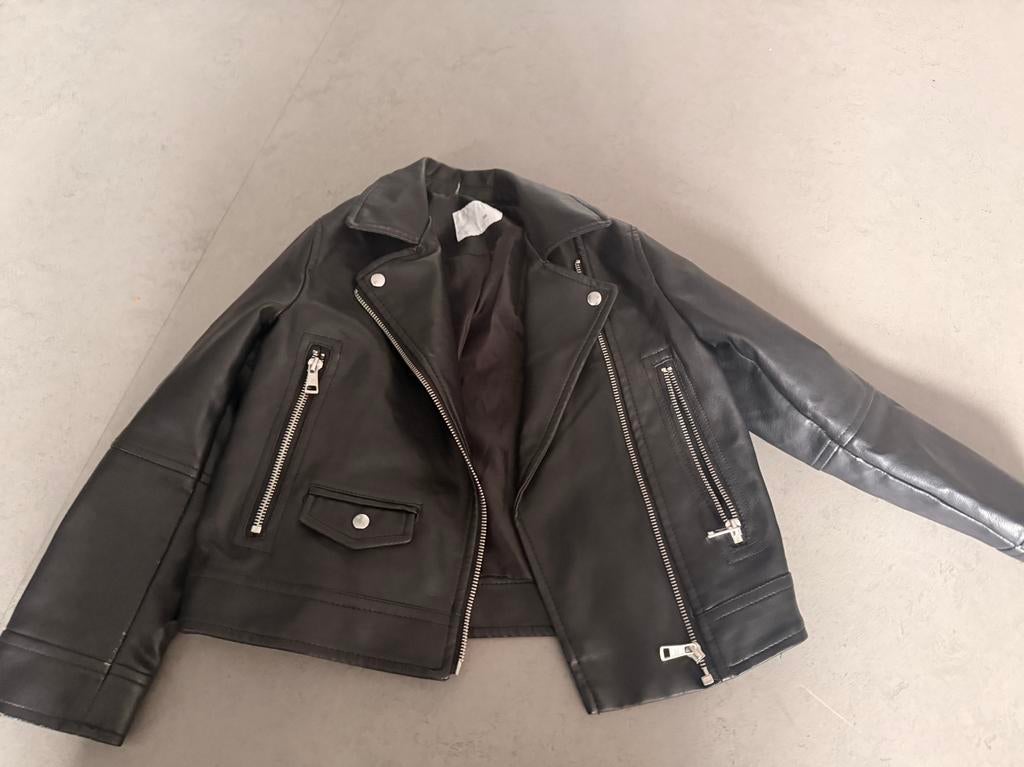 Imitatie leren jas Zara maat 122, Ophalen of Verzenden, Zo goed als nieuw, Jongen of Meisje, Jas