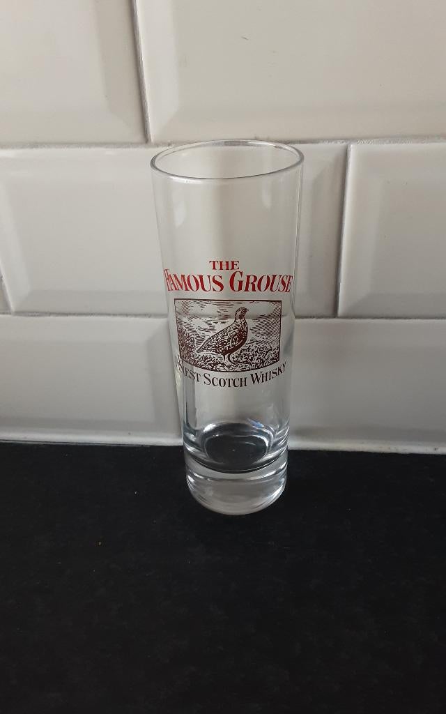 THE FAMOUS GROUSE long drink glas met bruine logo, Verzamelen, Glas en Borrelglaasjes, Ophalen of Verzenden, Zo goed als nieuw
