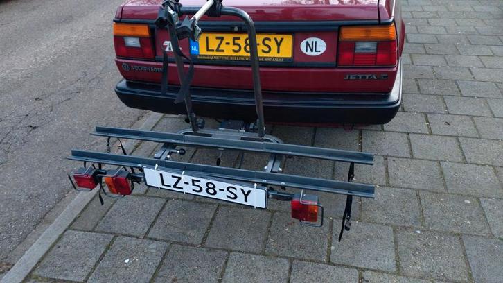 Degelijke fietsendrager voor trekhaak - 2 fietsen, Auto diversen, Fietsendragers, Gebruikt, Trekhaakdrager, 2 fietsen, Ophalen