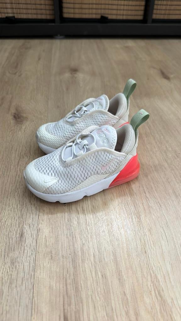 Nike air max 270 kids, Kinderen en Baby's, Kinderkleding | Schoenen en Sokken, Ophalen, Zo goed als nieuw, Schoenen