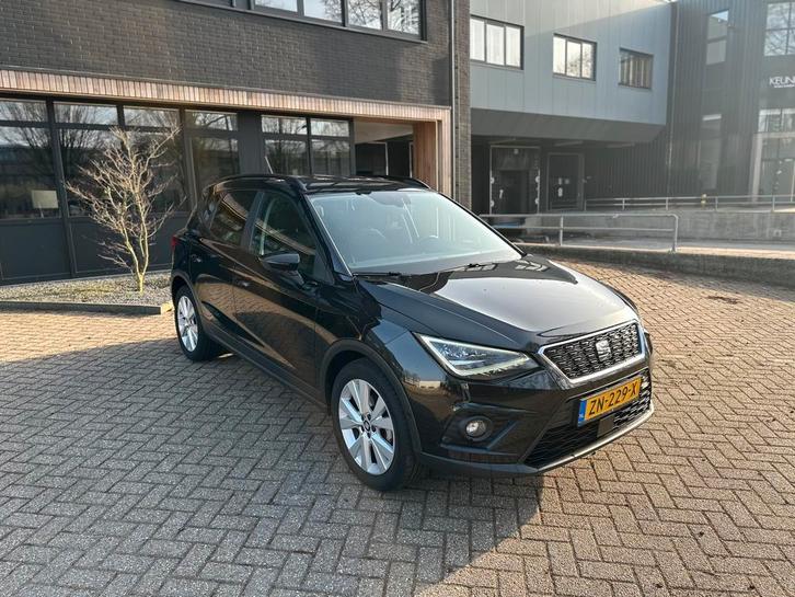 Seat Arona 1.0 TSI Style Intense Aut. Camera Virtual Keyless, Auto's, Seat, Particulier, Arona, Benzine, SUV of Terreinwagen, Handgeschakeld