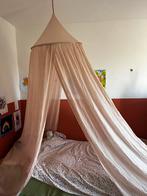 Klamboe voor een ledikant (of groter bedje), Ophalen, Klamboe