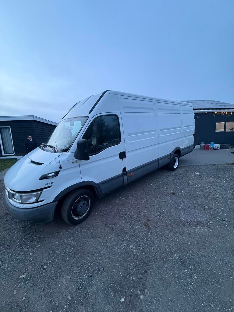 Iveco  Daily XXL 2005 Wit super betrouwbare bus, Auto's, 2875 kg, Wit, Particulier, 6 stoelen