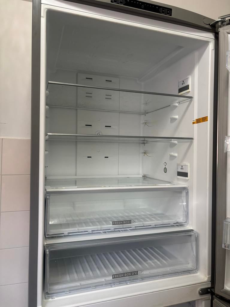 Whirlpool koelkast, 193x70cm, zeer goede staat, Witgoed en Apparatuur, Koelkasten en IJskasten, Ophalen, Zonder vriesvak, 200 liter of meer