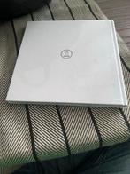 Made in Trollhättan - Saab fabriek fotoboek (Nieuw in seal), Ophalen of Verzenden, Nieuw, Overige merken