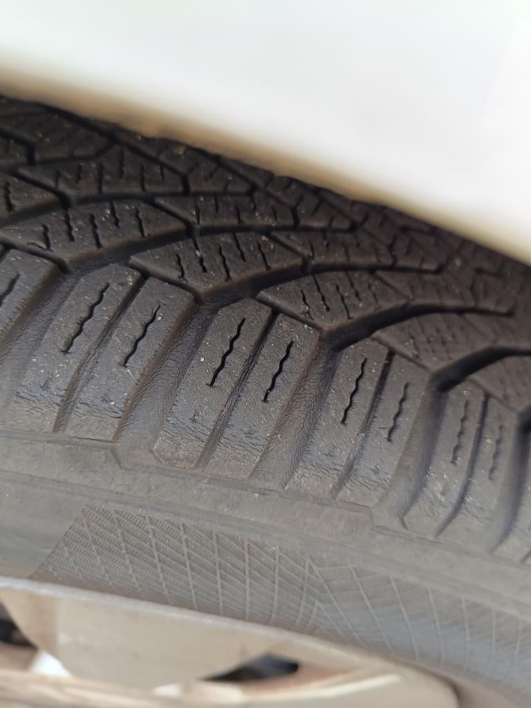 VW Up winterbanden op stalen velg 165/70 R14, Ophalen of Verzenden