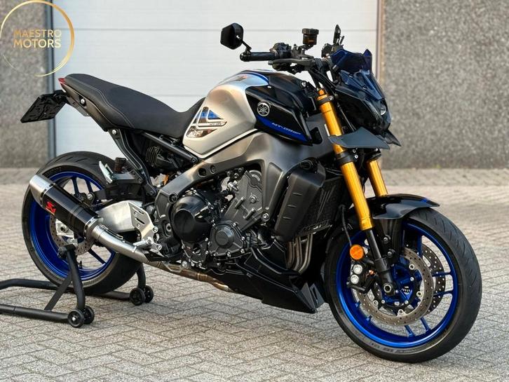 *VERKOCHT* Yamaha MT09 SP Akrapovic Racing Line DIKSTE van N, Motoren, Motoren | Yamaha, Bedrijf, Naked bike, meer dan 35 kW, 3 cilinders