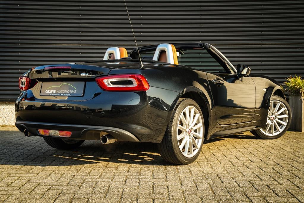 Fiat 124 Spider 1.4 MultiAir Turbo Automaat | Bose Sound| Na, Automaat, Gebruikt, Cabriolet, Zwart