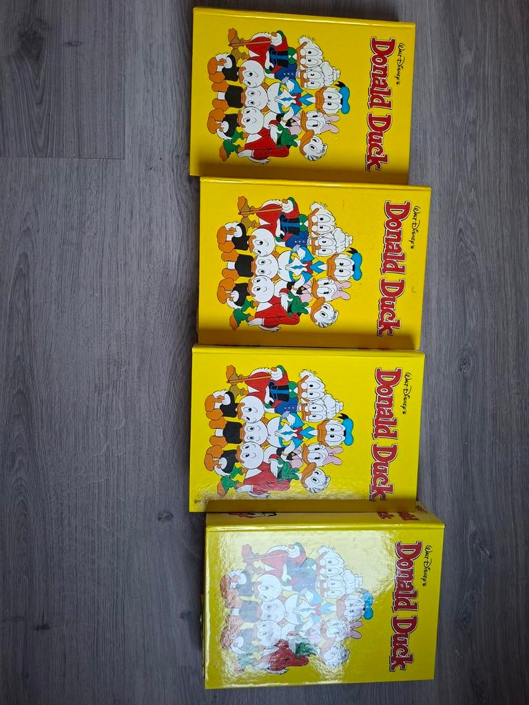 Donald duck jaartallen 1990 en 1997 te koop, Ophalen of Verzenden, Zo goed als nieuw