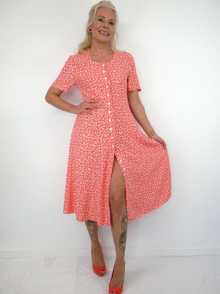 *Abfab Vintage Koraal Doorknoop Jurk M*, Maat 38/40 (M), Oranje, Zo goed als nieuw, Knielengte