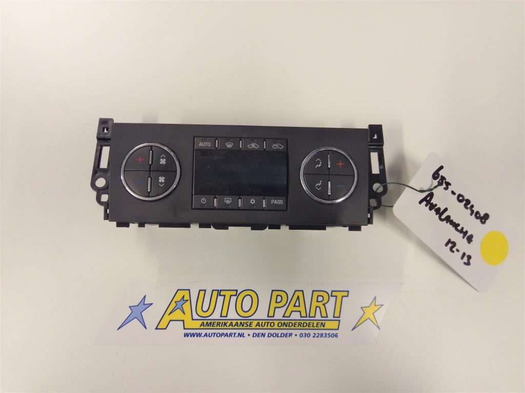 Chevrolet Avalanche kachelbediening 2012-2013, Gebruikt, Info@gm.com, Chevrolet, Ophalen of Verzenden