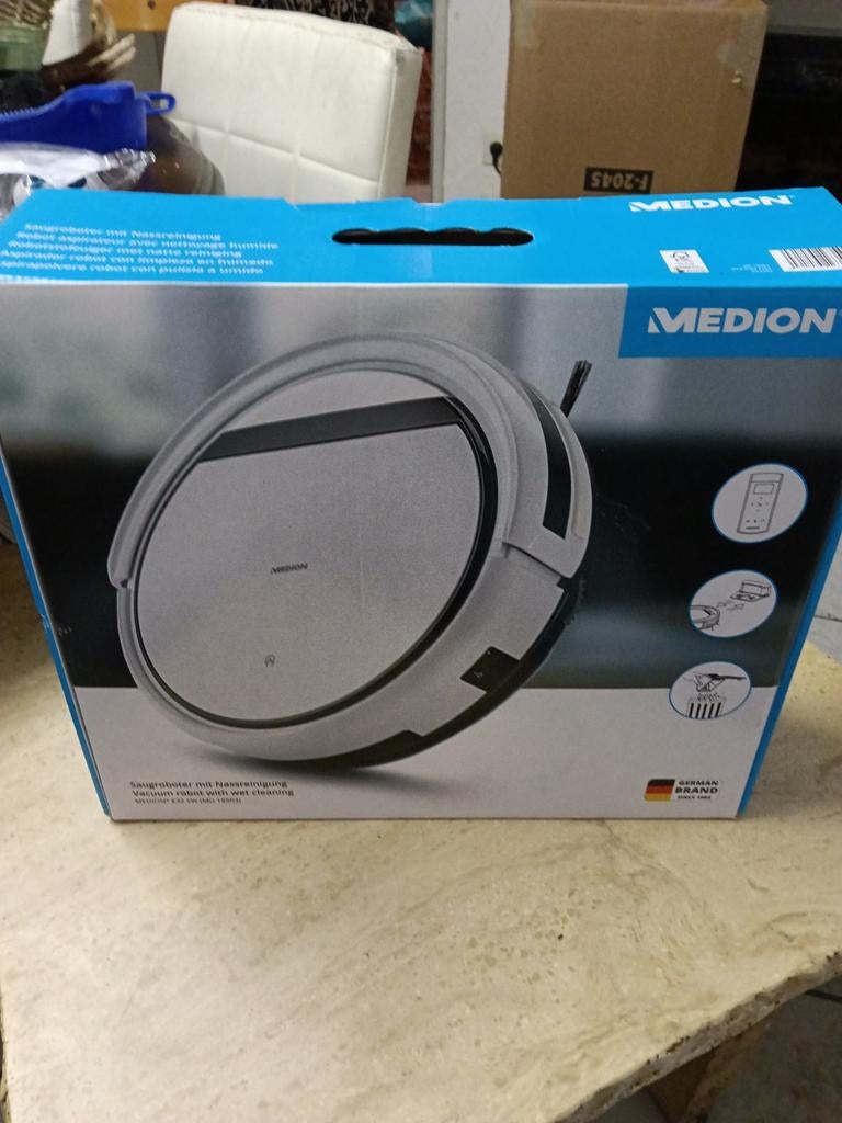 Medion Robotstofzuiger met dweilfunctie - Nieuw in doos, Witgoed en Apparatuur, Stofzuigers, Ophalen of Verzenden, Nieuw, Reservoir
