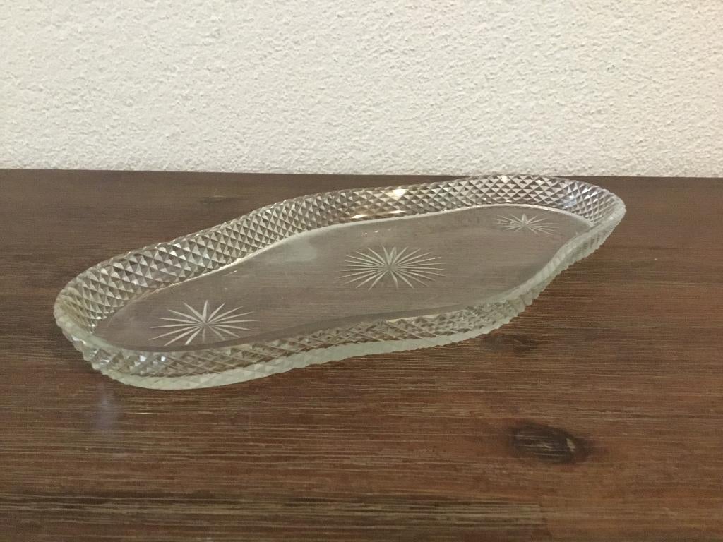 Oude glazen serveerschaal. Ovaal., Antiek en Kunst, Antiek | Glas en Kristal, Ophalen of Verzenden