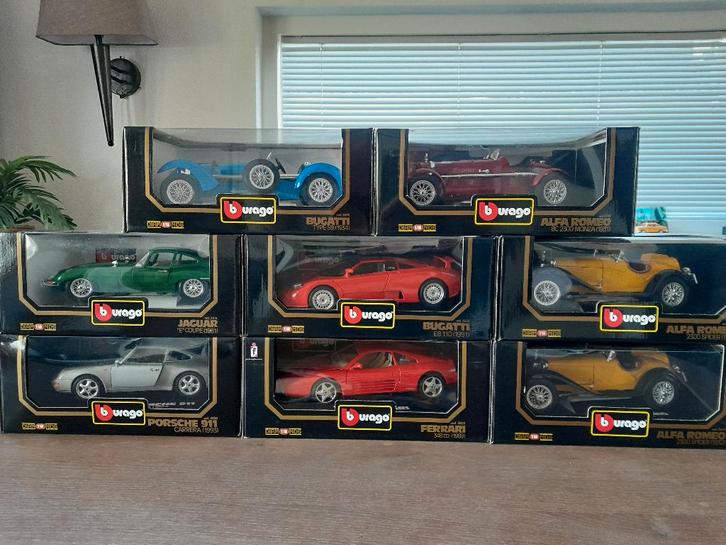 Maisto en bBurago Model Auto’s schaal 1:18, Hobby en Vrije tijd, Modelauto's | 1:18, Nieuw, Auto, Bburago, Ophalen