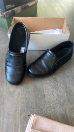 Pantoffel, Zwart, Ophalen of Verzenden, Zo goed als nieuw, Pantoffels of Sloffen