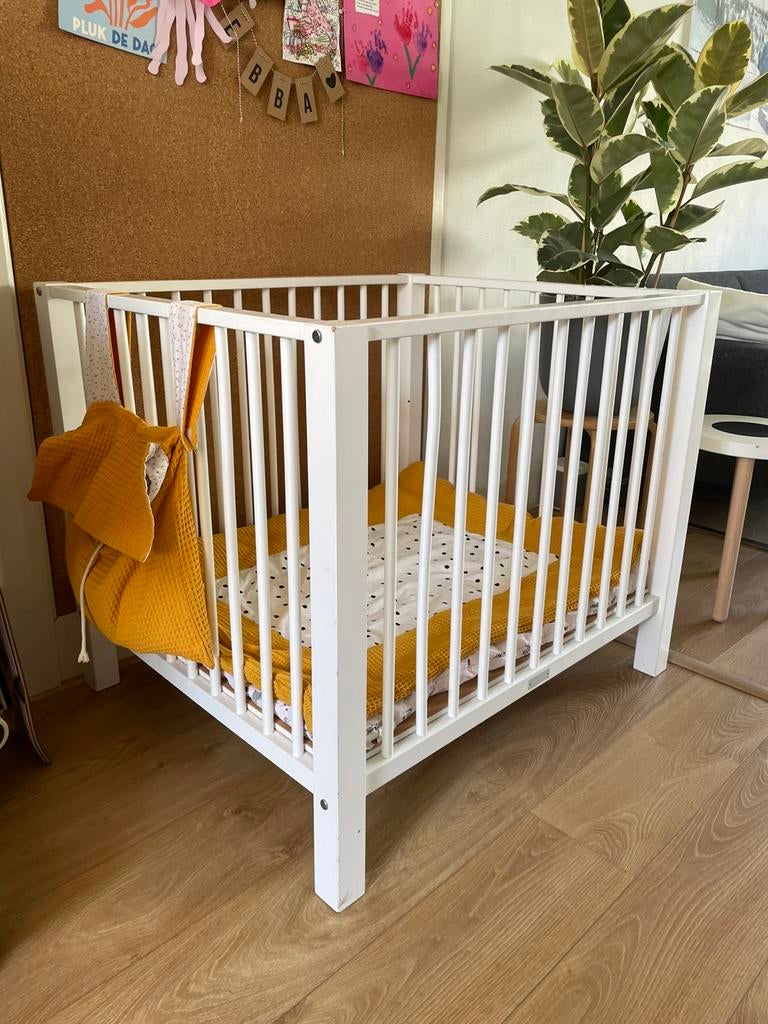 Witte bopita box met twee boxkleden en boxzak, Kinderen en Baby's, Boxen, Ophalen, Gebruikt