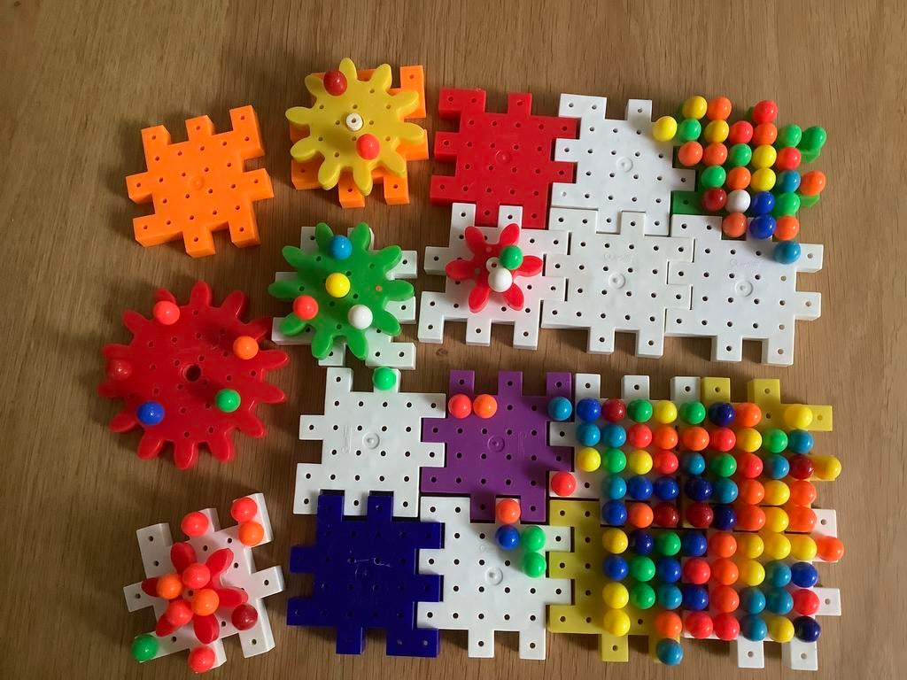 Insteekmozail van het merk Quercetti, Kinderen en Baby's, Speelgoed | Bouwstenen, Gebruikt, Overige merken, Ophalen of Verzenden