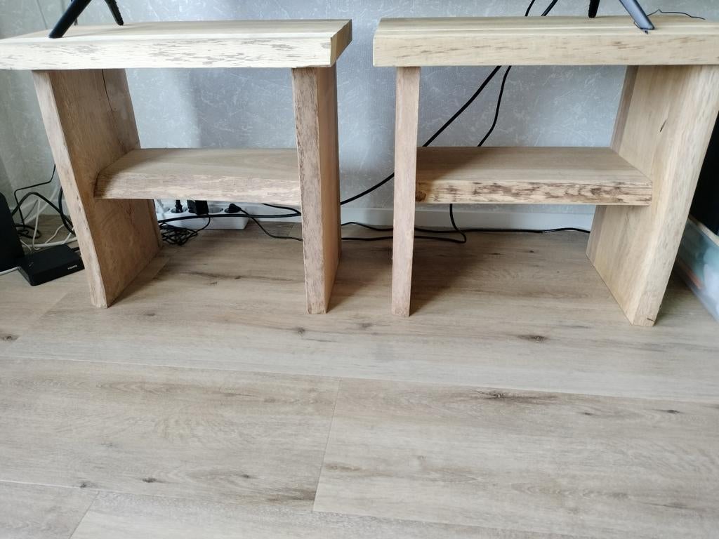 Bijzettafels of bankjes elk 50 cm, Huis en Inrichting, Tafels | Bijzettafels, Minder dan 55 cm, Zo goed als nieuw, Tijdloos, Rechthoekig