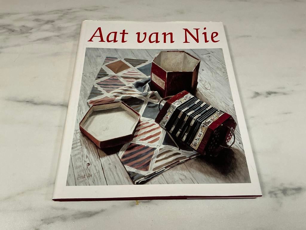 Aat van Nie - Boek, Ophalen of Verzenden, Zo goed als nieuw