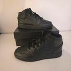 Nike Air Jordan 1 Mid - Maat 37.5 - Nieuw, Kleding | Dames, Schoenen, Ophalen, Zwart, Nike, Nieuw