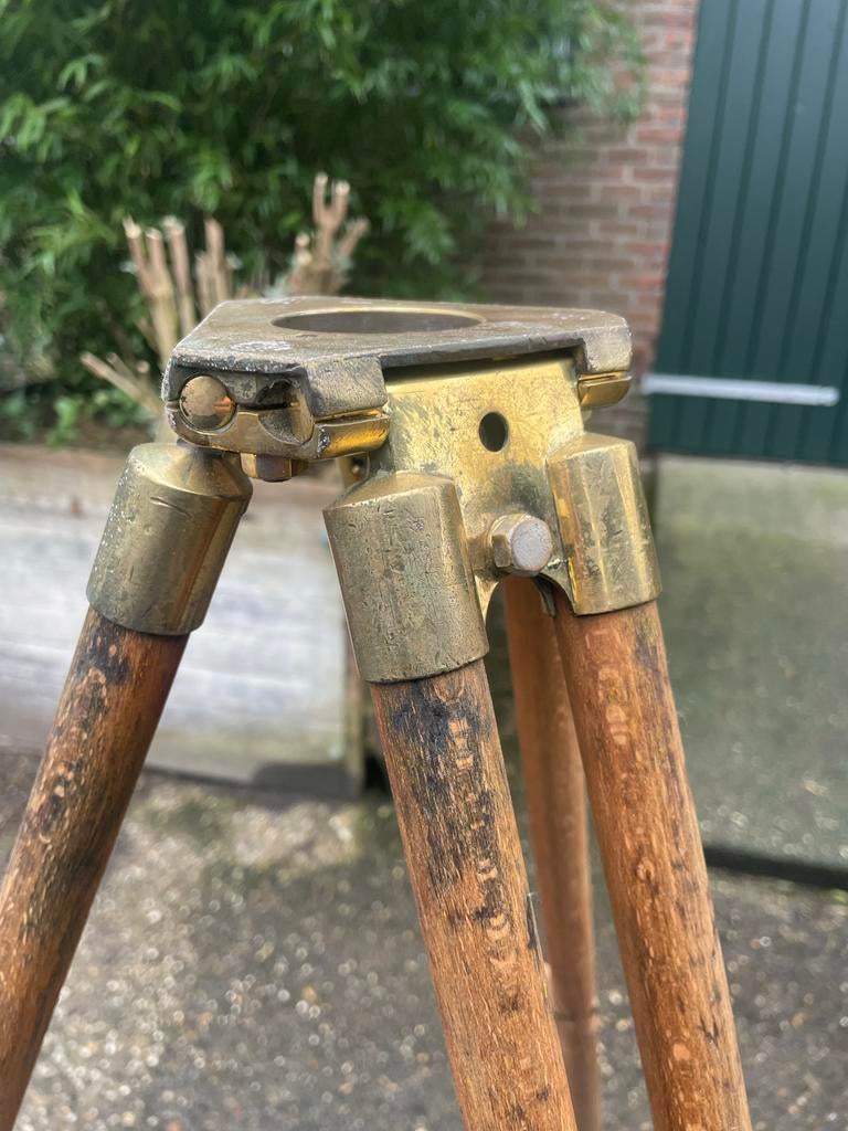 Antieke houten statief voor waterpasinstrument, Ophalen of Verzenden
