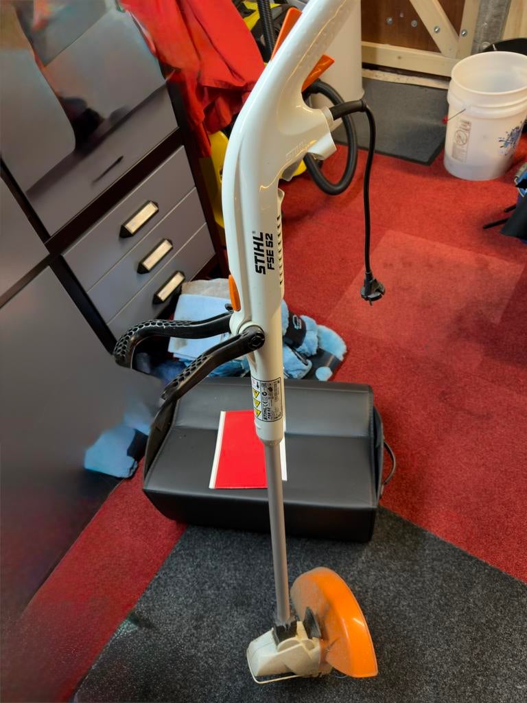 Stihl FSE 52 kantenmaaier, Ophalen, Zo goed als nieuw, 10 tot 30 cm, Elektrisch