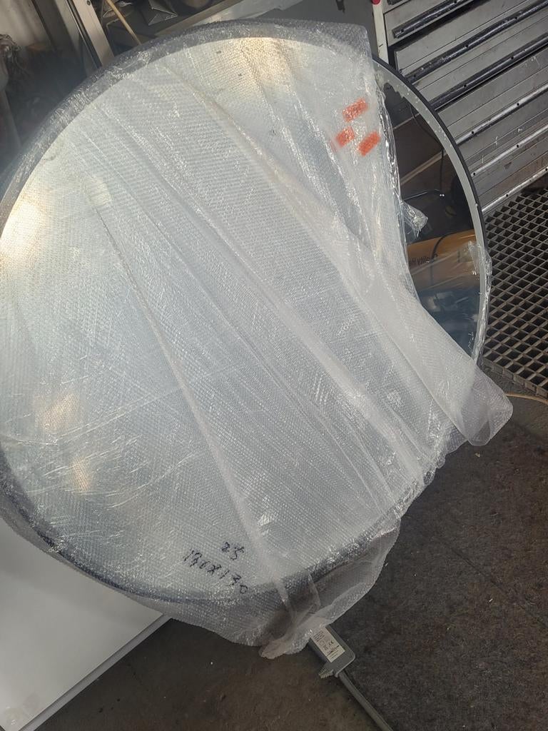 Grote ronde spiegel 120 cm met zwarte rand, Huis en Inrichting, Woonaccessoires | Spiegels, Ophalen, 100 tot 150 cm, Rond, Nieuw