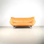 1x Leolux Tango 3-zits/223cm Bank Oranje Leer – Gepolijst, Niet ingevuld, Niet ingevuld, Driepersoons, 75 tot 100 cm