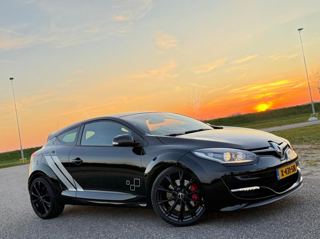 Renault Megane 2.0 275 RS Trophy | BTW | Akrapovic | Recaro, 1998 cc, Automatische klimaatregeling, Zwart, 4 cilinders