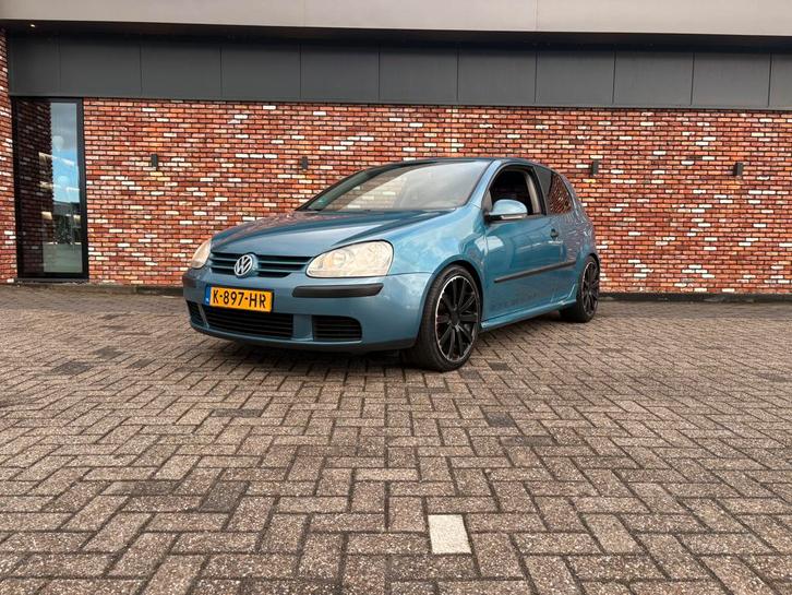 Volkswagen Golf 1.6 nieuwe apk, Auto's, Volkswagen, Bedrijf, Golf, Benzine, C, Hatchback, Handgeschakeld, Geïmporteerd, Blauw