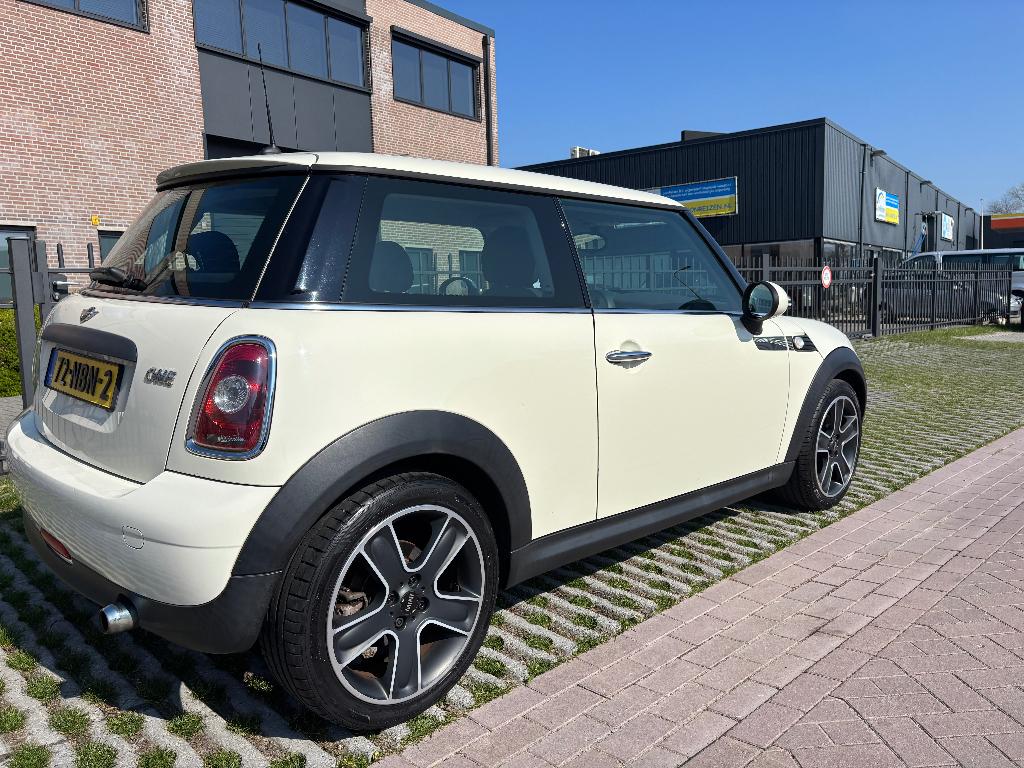 MINI 1.6 2010 | Gereviseerde motor | Airco | Cruisecontrol, Auto's, Mini, Voorwielaandrijving, Euro 5, 40 €/maand, Zwart