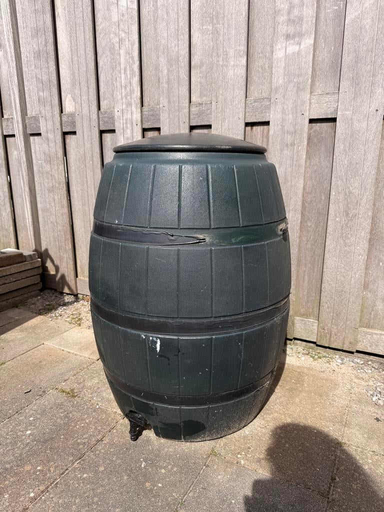 Regenton, incl. kraantje, Ophalen, Kunststof, Gebruikt, Met kraantje