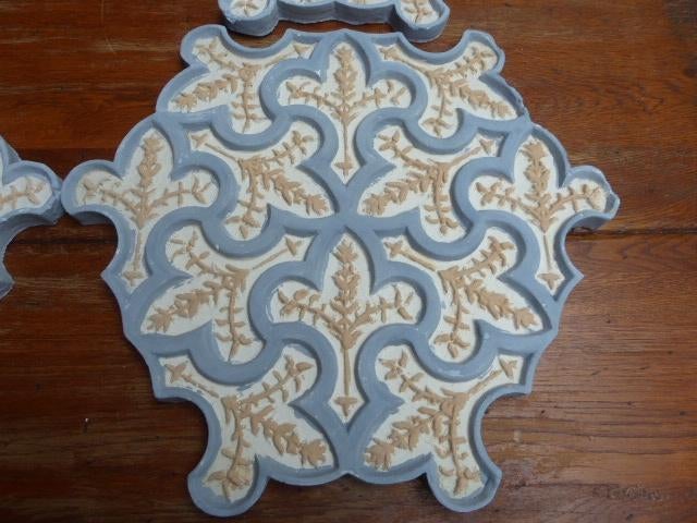 4 grote gipsen ornamenten., Ophalen of Verzenden