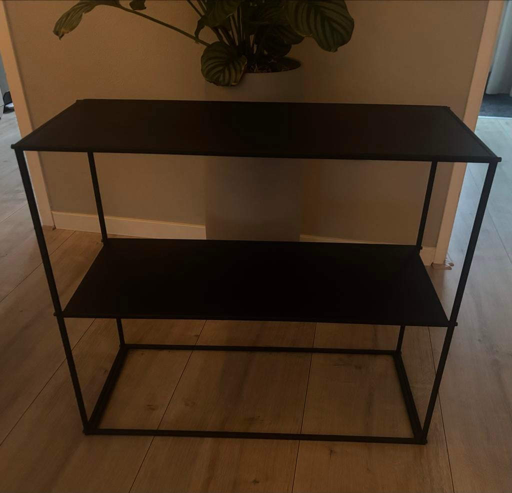 Zwart Metalen sidetable, Huis en Inrichting, Tafels | Sidetables, Ophalen, Gebruikt, 50 tot 100 cm, Minder dan 25 cm