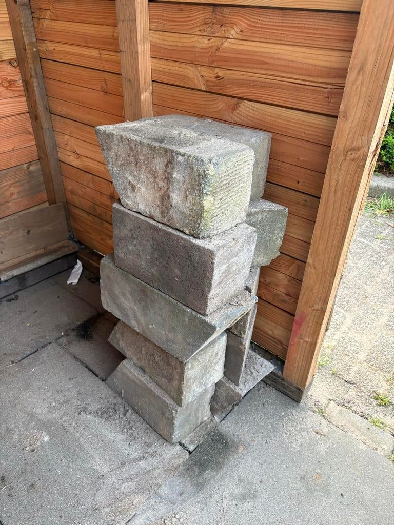 Stenen stapelblokken 15x15, totaal 2.70m lengte, Ophalen, Steen, Gebruikt, Minder dan 30 cm