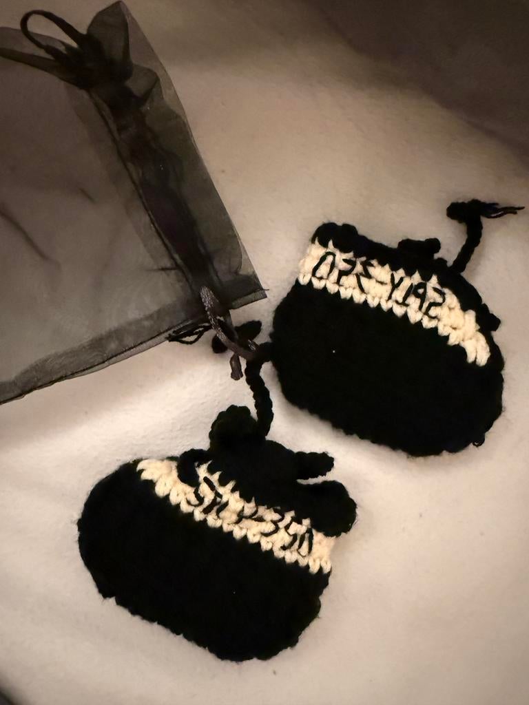 Yeezy baby slof, Kinderen en Baby's, Babykleding | Schoentjes en Sokjes, Ophalen of Verzenden, Gebruikt, Jongetje of Meisje, Slofjes