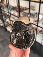 Prachtig donker septarie ei!, Ophalen of Verzenden